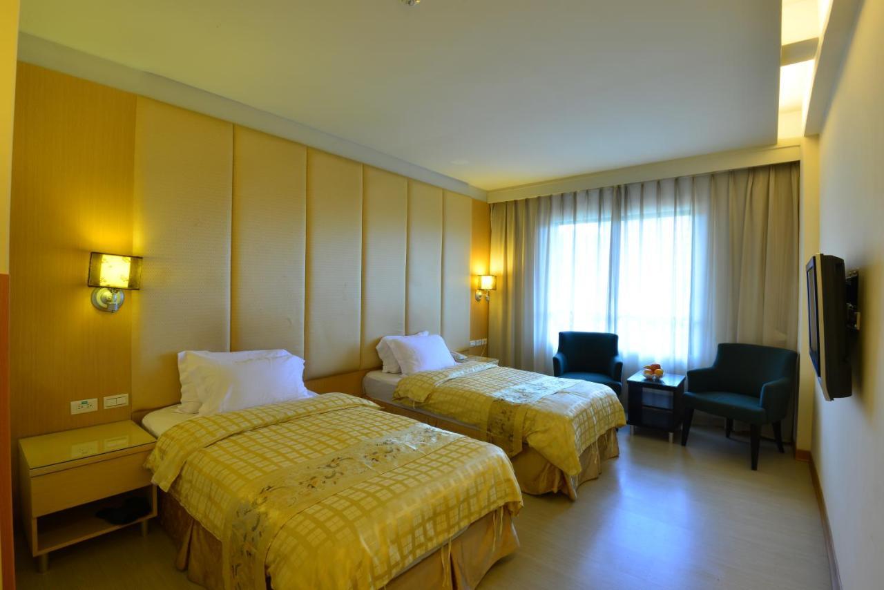 Chientan Youth Hotel Taipei Exterior photo
